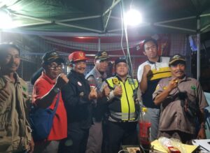 Radio Antar Penduduk Indonesia ( RAPI ) Wilayah 19 Kabupaten Indramyu Mendirikan Posko Mudik