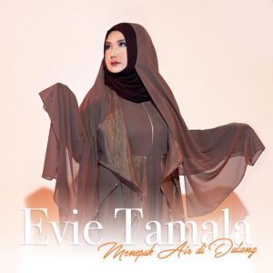 Evie Tamala Rilis Single Terbaru “Menepuk Air di Dulang”
