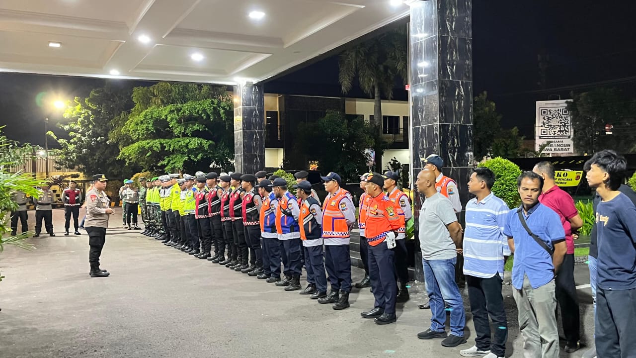 Polresta Cirebon Gelar Patroli Gabungan Skala Besar, Wujud Sinergitas TNI–Polri dan Instansi Terkait untuk Ciptakan Kamtibmas Kondusif