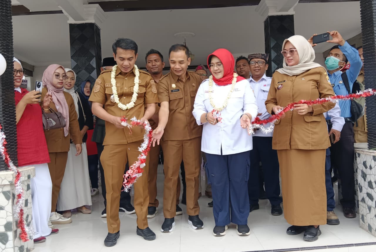 Wabup Cirebon Resmikan Kampung Donor Darah di Babakan Gebang