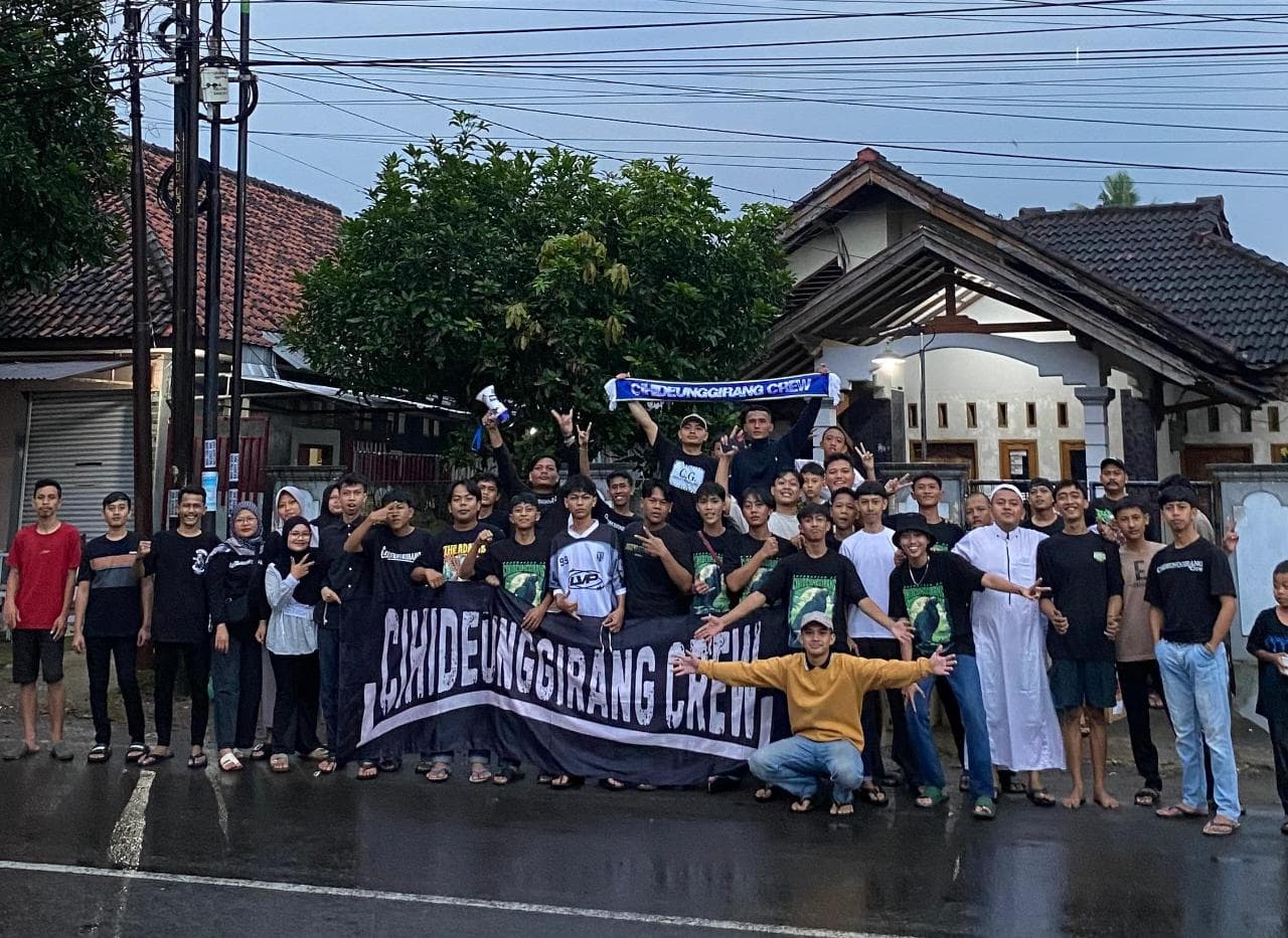 Pemuda Cihideung Girang Bagikan 500 Paket Takjil, Wujud Kepedulian di Bulan Ramadan