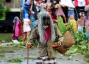 Pesta Sekura, Tradisi Topeng Sarat Makna yang Tetap Lestari di Lampung Barat