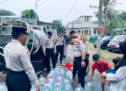 Polri Peduli, 5.000 Liter Air Bersih Disalurkan untuk Warga Serdang Kulon