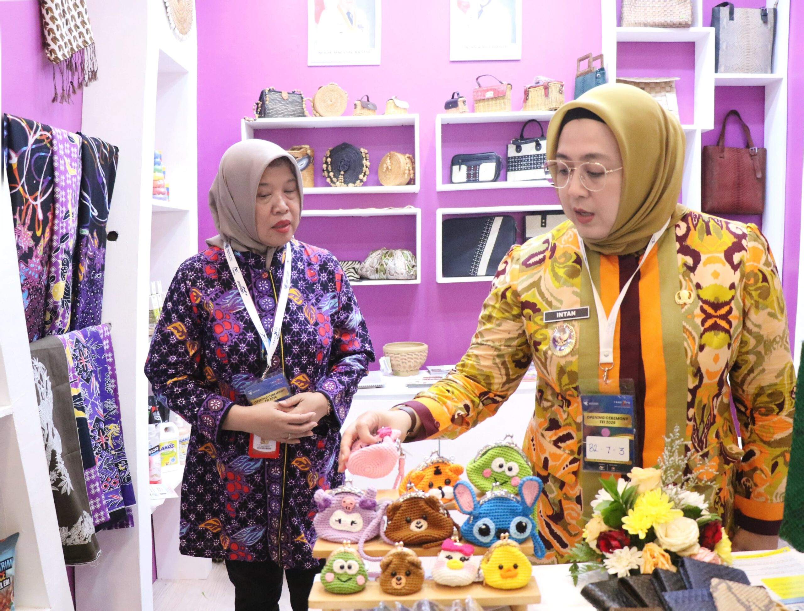 Hadiri Pameran Trade Expo Indonesia (TEI) ke-41 di ICE BSD, Wabup Intan Dorong Kerajinan Lokal Tembus Pasar Ekspor