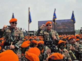 Panglima TNI dan Kapolri Dikukuhkan sebagai Warga Kehormatan Korpasgat